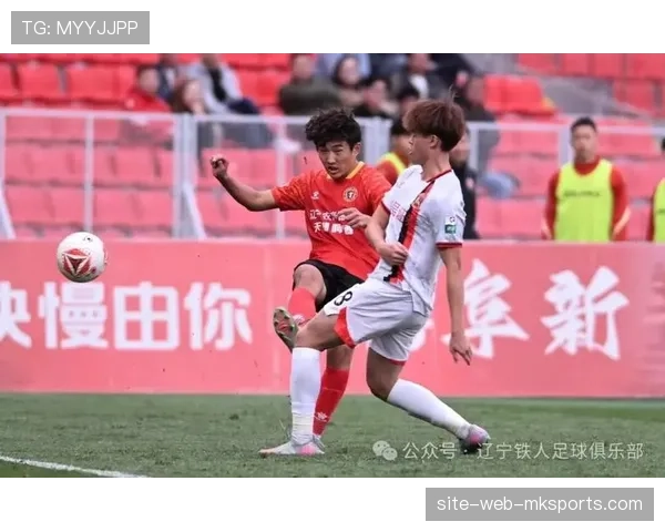 中甲焦点战上半场激烈鏖战 辽宁铁人暂与南通支云互交白卷