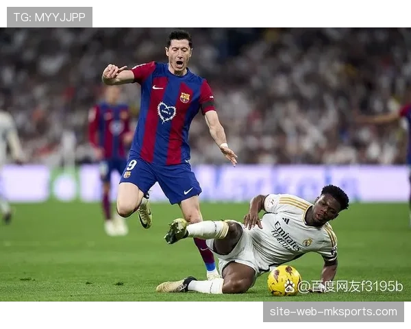巴萨客场取胜稳固榜首 本轮西甲赛场展现进攻端掌控力